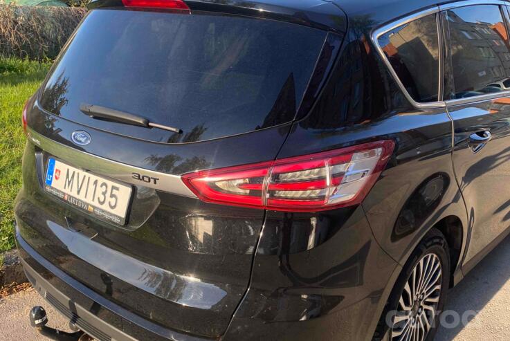 Ford S-Max