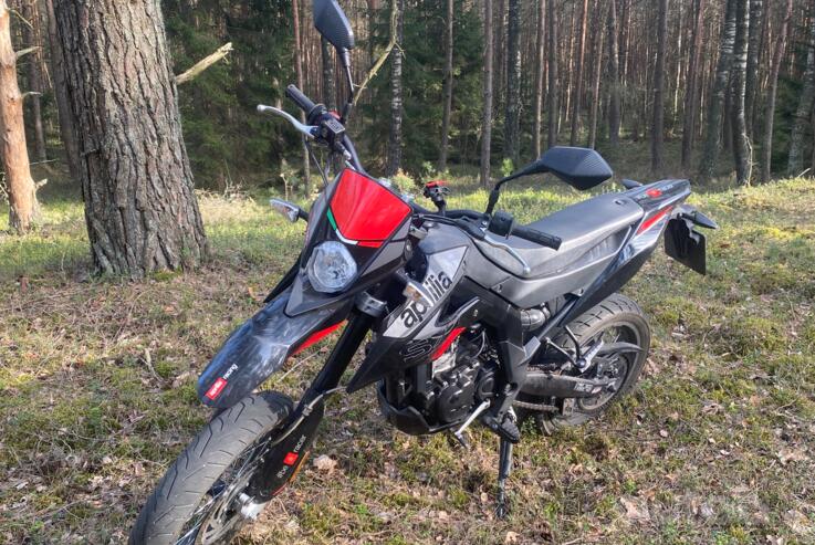 Aprilia SX