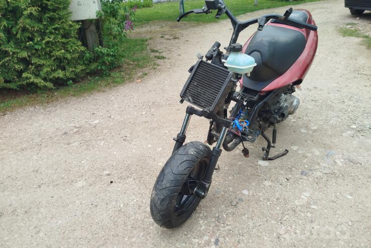 Aprilia SR