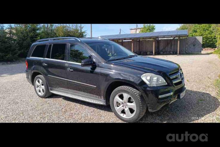 Mercedes-Benz GL-Class