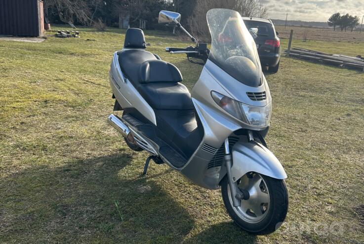 Suzuki Burgman