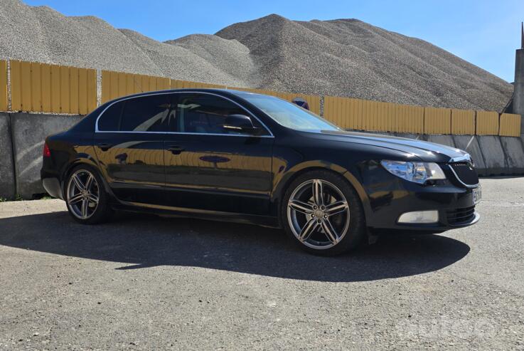 Skoda Superb 2 generation Liftback