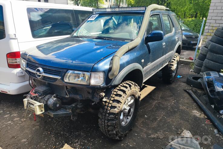 Opel Frontera B [restyling]