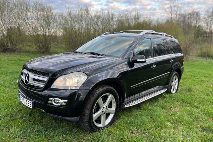 Mercedes-Benz GL-Class