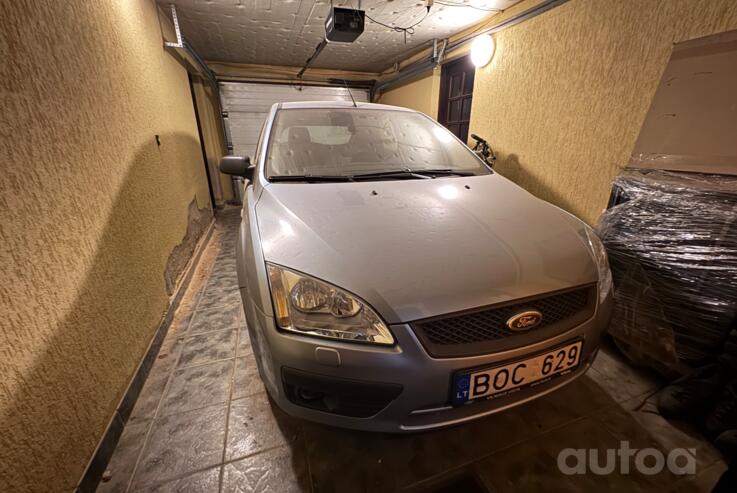 Ford Focus 2 generation Hatchback 5-doors