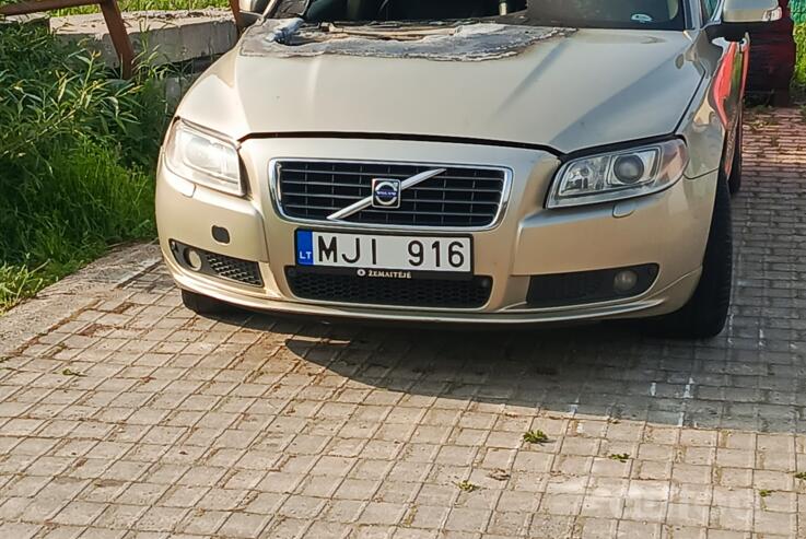 Volvo S80 2 generation Sedan