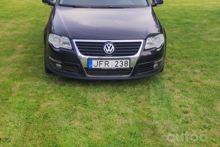 Volkswagen Passat Variant 1 generation wagon (5 doors)
