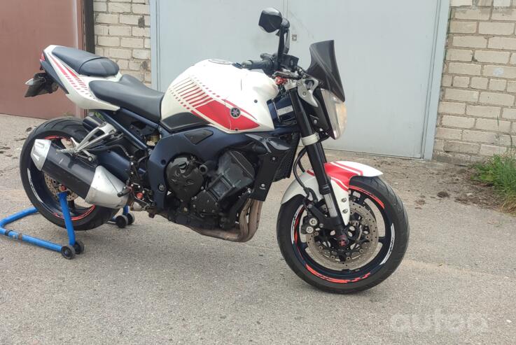 Yamaha FZ