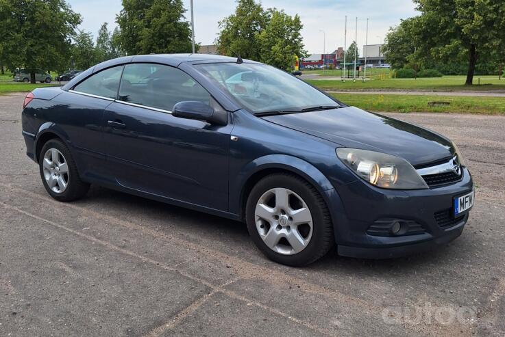 Opel Astra H Hatchback