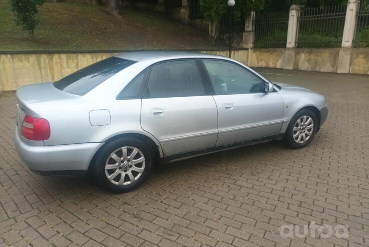 Audi A4 B5 [restyling] Sedan