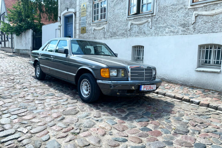 Mercedes-Benz S-Class W116 Sedan