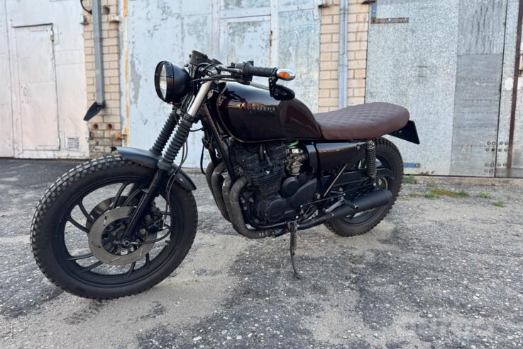 Yamaha XJ