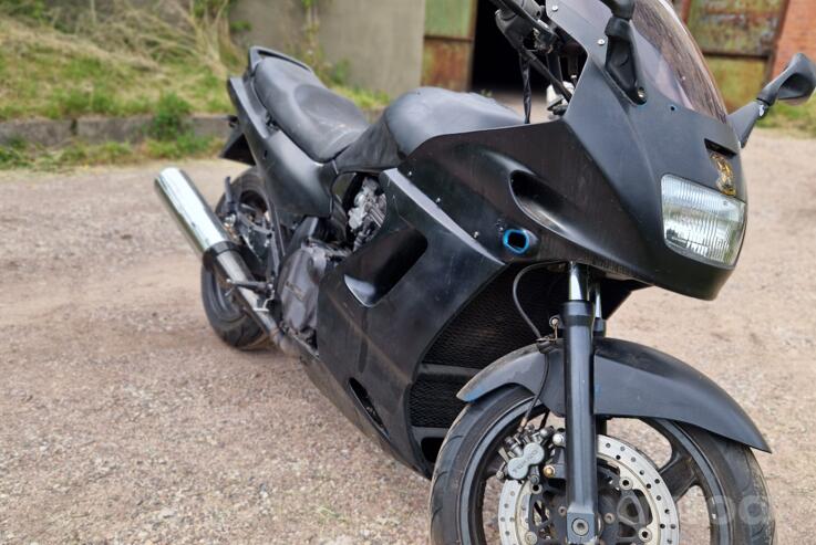 Kawasaki GPZ