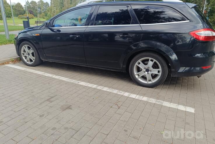 Ford Mondeo 4 generation wagon