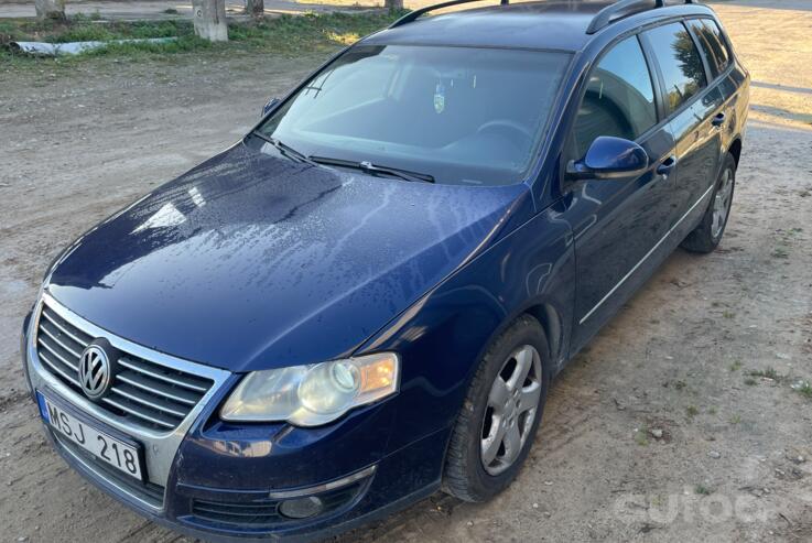 Volkswagen Passat B6 wagon 5-doors