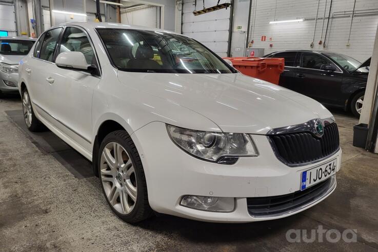 Skoda Superb 2 generation Liftback