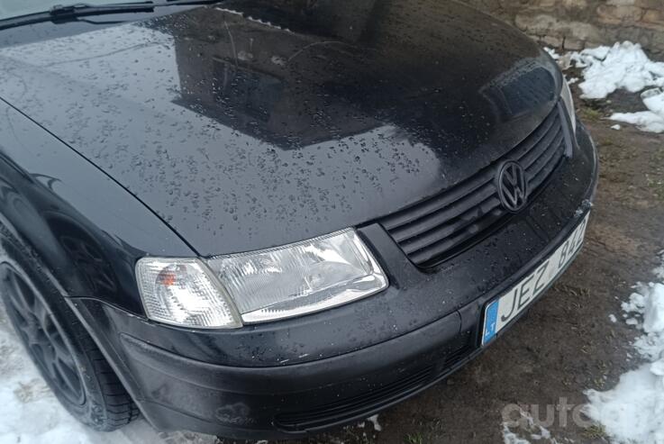 Volkswagen Passat B5 Sedan 4-doors
