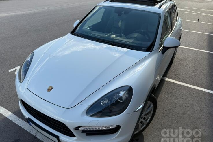 Porsche Cayenne 958 Crossover