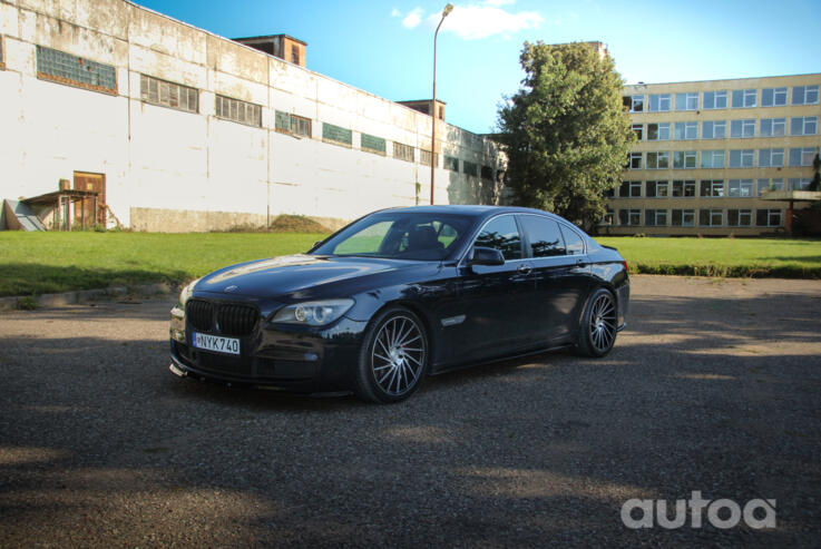 BMW 7 Series F01/F02 Sedan