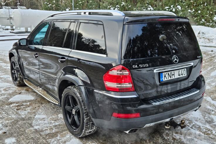 Mercedes-Benz GL-Class X164 SUV