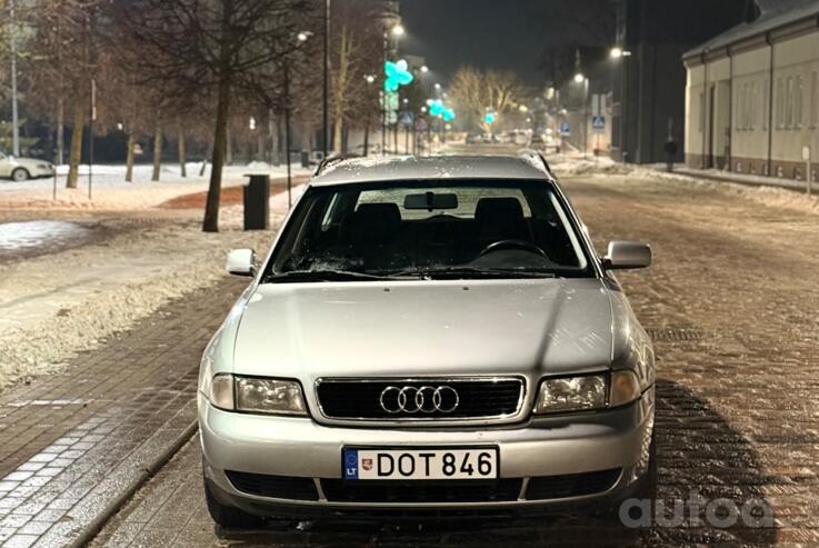 Audi A4 B5 Avant wagon 5-doors