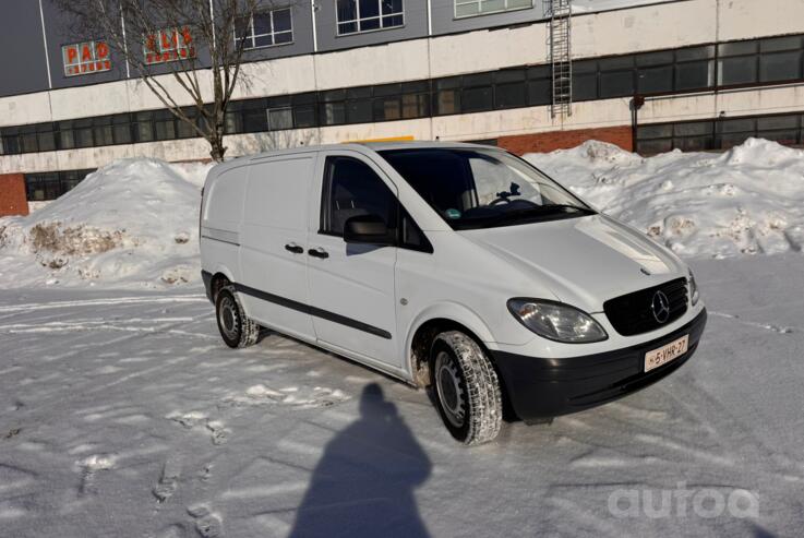 Mercedes-Benz Vito W639 Minivan 4-doors