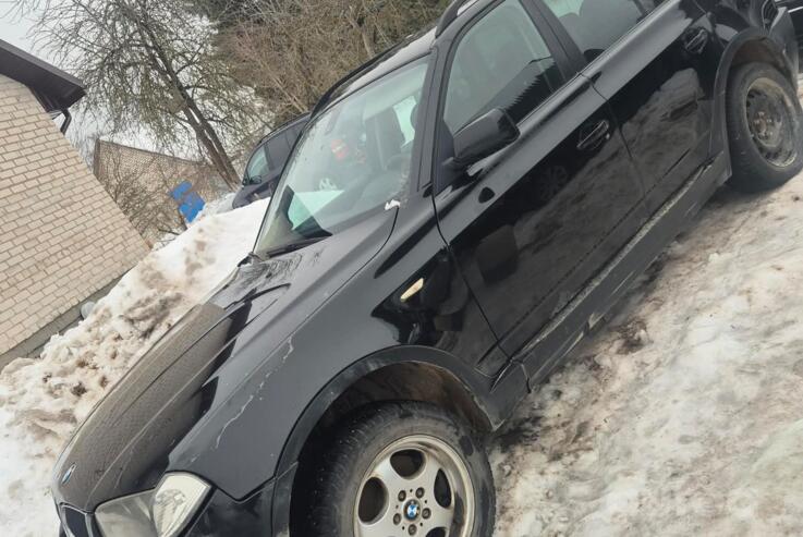 BMW X3 E83 Crossover