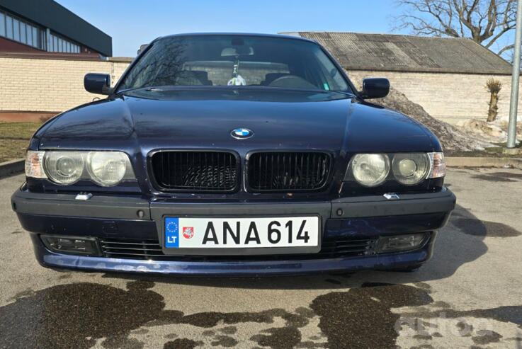 BMW 7 Series E38 Sedan