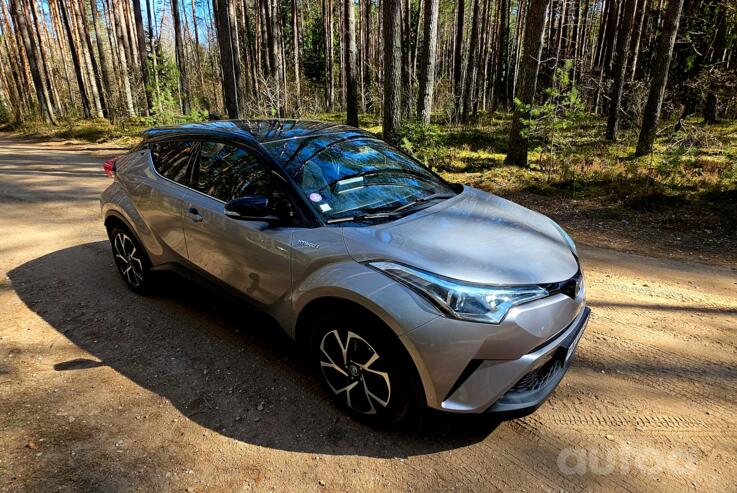 Toyota C-HR 1 generation Crossover