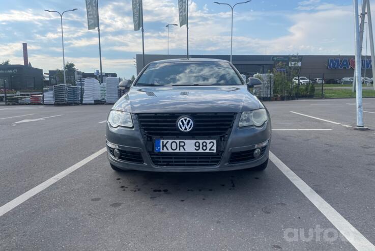 Volkswagen Passat B6 Sedan 4-doors