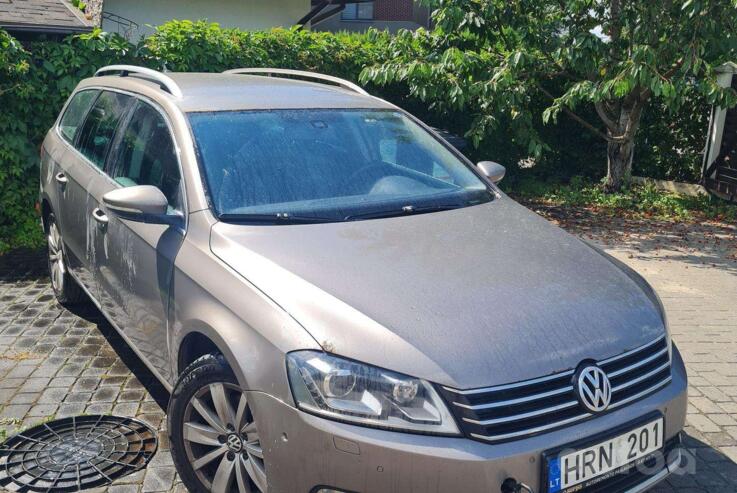 Volkswagen Passat B7 Variant wagon 5-doors