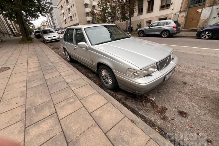 Volvo S90 1 generation