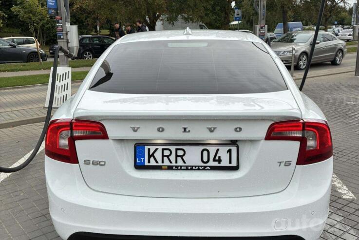 Volvo S60 2 generation Sedan