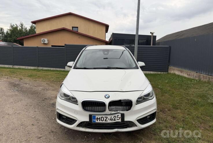 BMW 2 Series F44