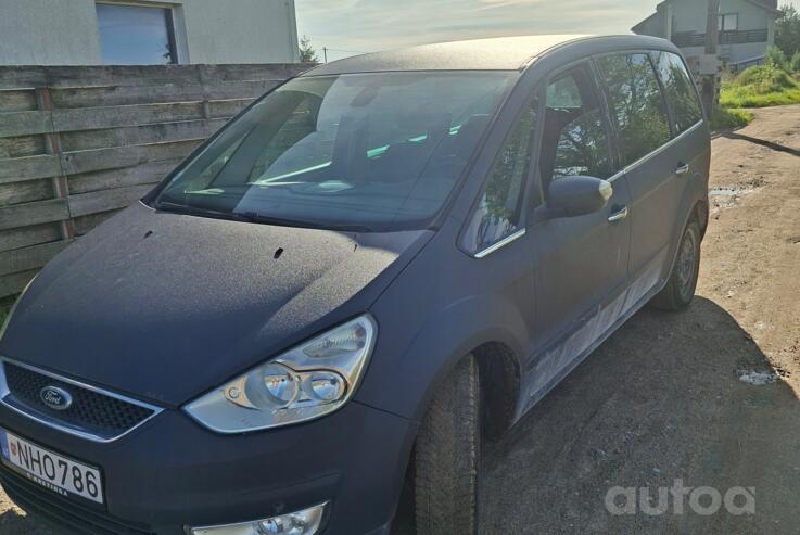 Ford Galaxy 2 generation Minivan