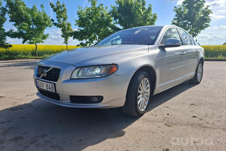 Volvo S80 2 generation Sedan