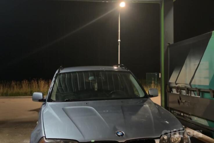 BMW X3 E83 Crossover