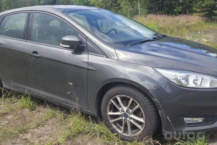 Ford Focus 3 generation [restyling] Hatchback 5-doors