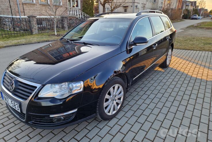 Volkswagen Passat B6 wagon 5-doors