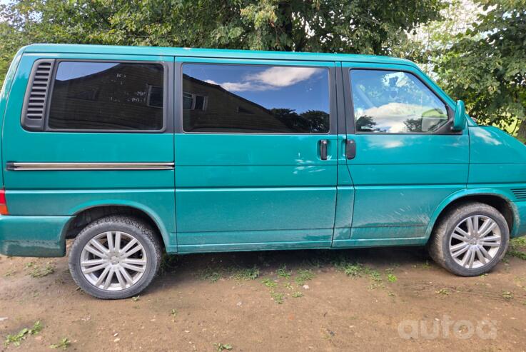 Volkswagen Caravelle T4 Minivan