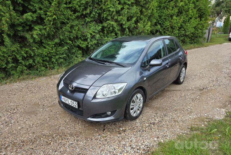 Toyota Auris 1 generation Hatchback 5-doors