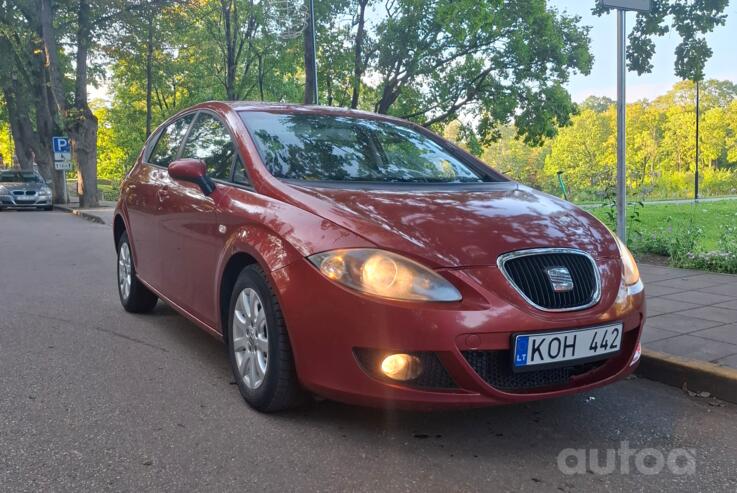 SEAT Leon 2 generation Hatchback 5-doors