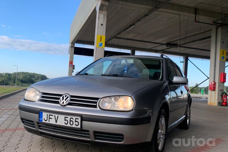 Volkswagen Golf 4 generation wagon
