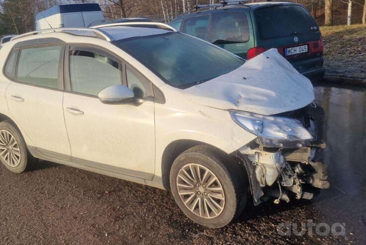 Peugeot 2008 1 generation Crossover