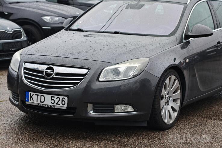 Opel Insignia A Sports Tourer wagon 5-doors