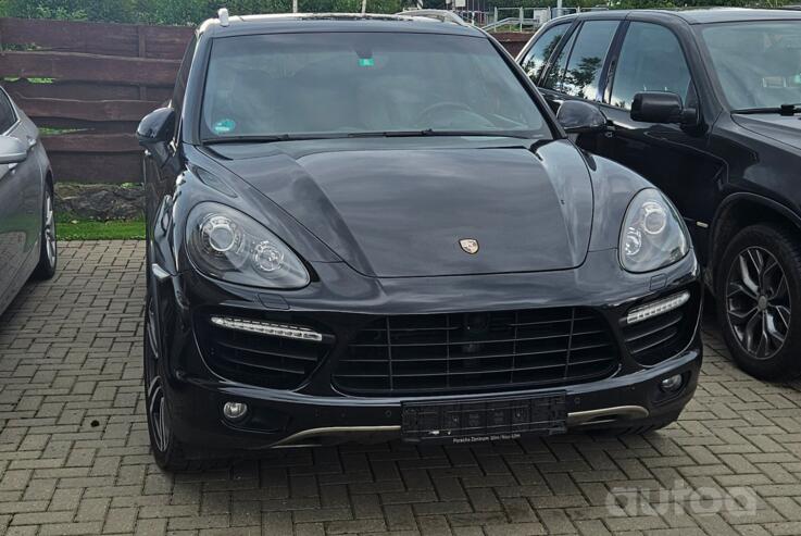 Porsche Cayenne 958 Crossover