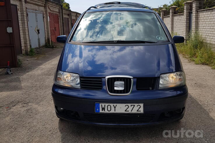 SEAT Alhambra 1 generation [restyling] Minivan