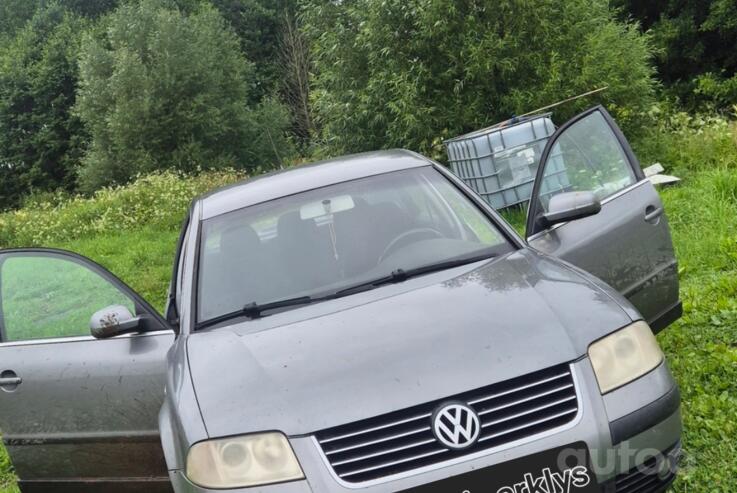 Volkswagen Passat B5 Sedan 4-doors