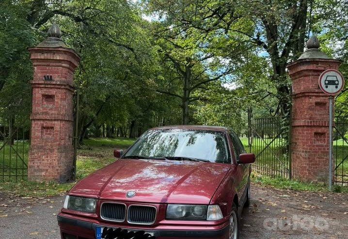 BMW 3 Series E36 Sedan