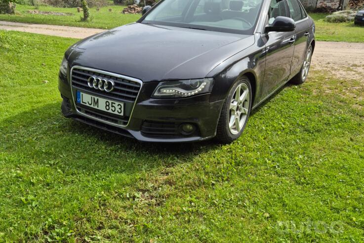 Audi A4 B8/8K Sedan 4-doors